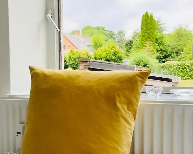 Scandinavian -lunden 2- 2 *